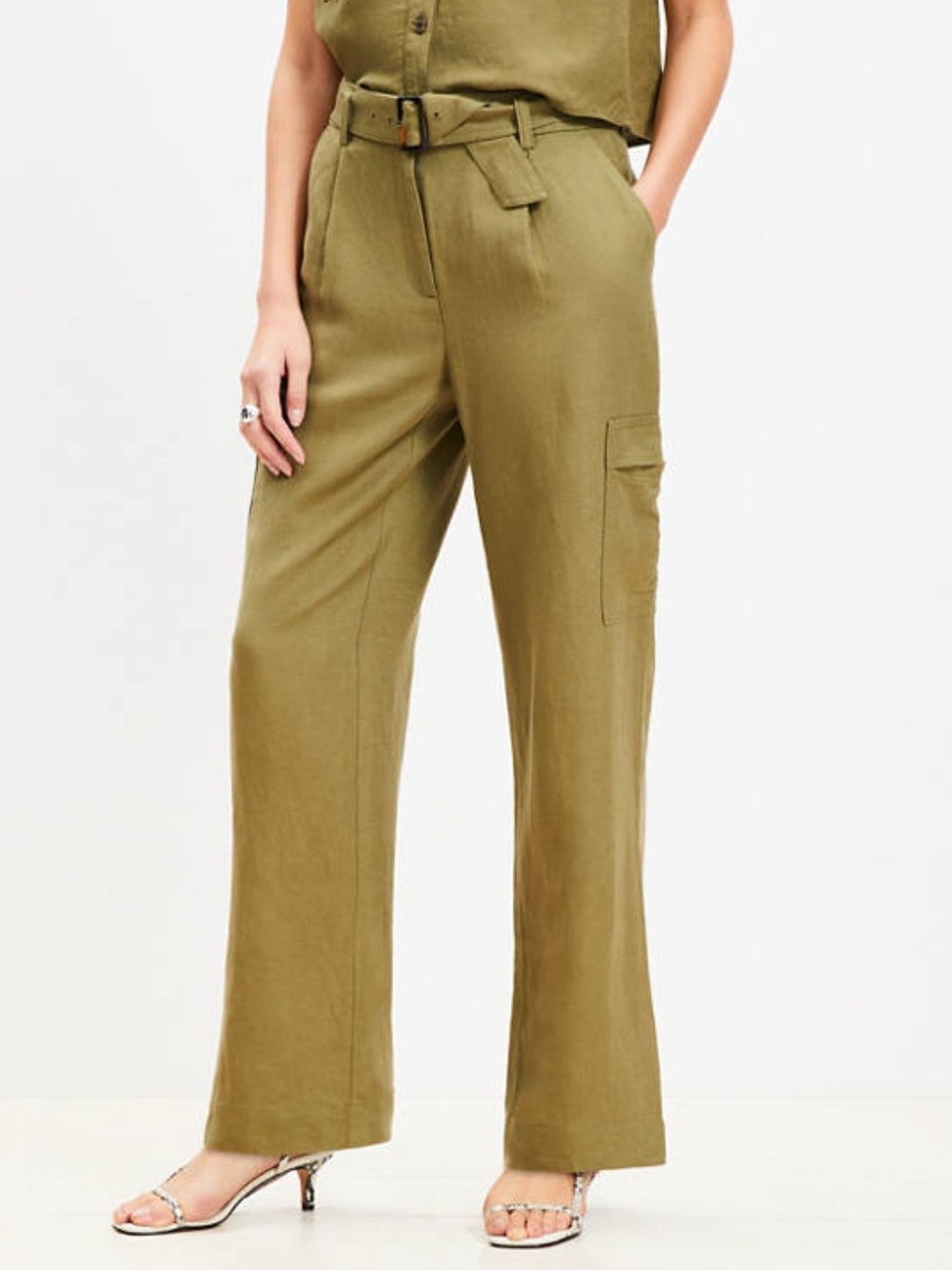 LOFT Drapey Linen Blend Wide Leg Cargo Trouser Pants Olive Green Size 10